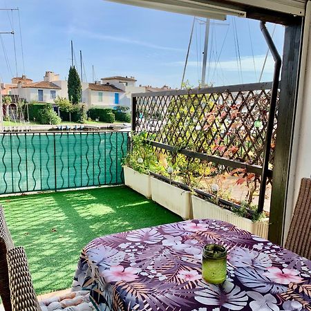 Appartement rue de l'amarrage à PORT GRIMAUD avec Terrasse vue canaux et garage Extérieur photo