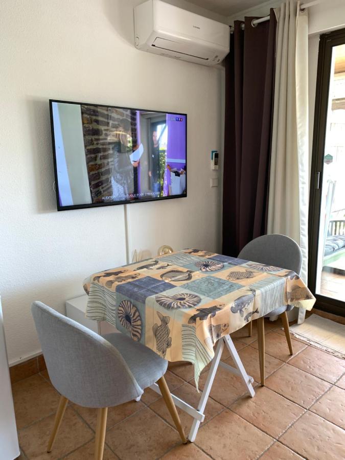 Appartement rue de l'amarrage à PORT GRIMAUD avec Terrasse vue canaux et garage Extérieur photo